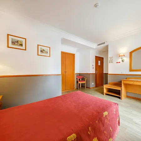 Hotel Santo Amaro - Sa 3*