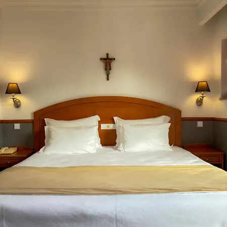 Santo Amaro - Sa Hotel Fátima