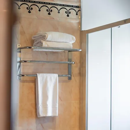 Santo Amaro - Sa Otel Fátima