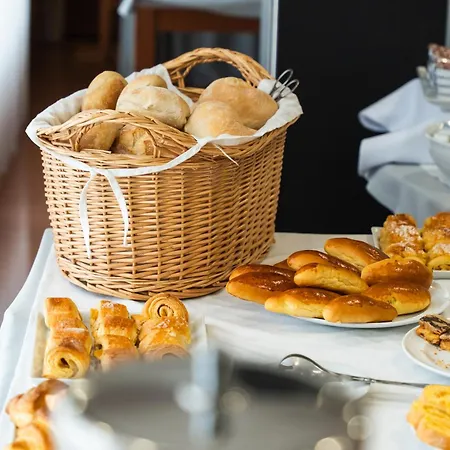 Santo Amaro - Sa Otel Fátima