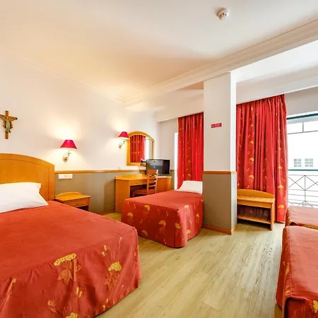 Santo Amaro - Sa Otel 3*