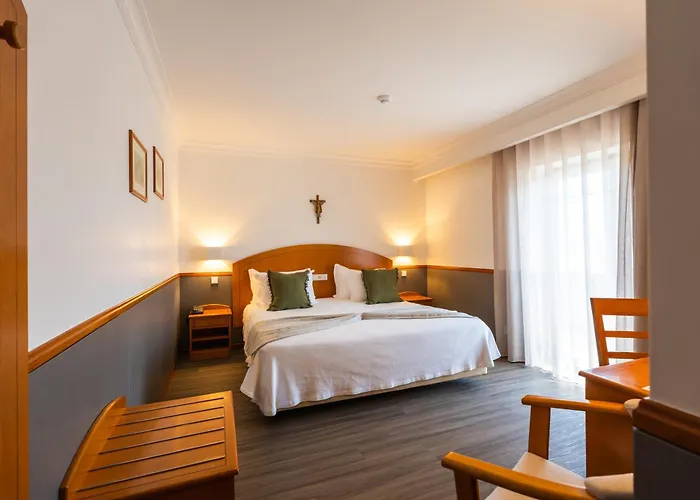 Santo Amaro - Sa Hotel Fátima